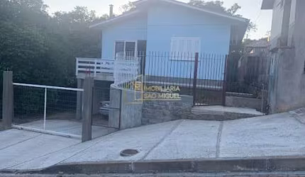 Casa com 3 quartos, 540.8m², à venda em Dois Irmãos, Industrial