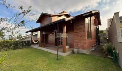 Ampla Casa Aconchegante para À Venda no Bairro União em Dois Irmãos/RS