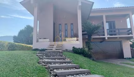 Casa à venda em Morro Reuter, Centro, com 4 quartos, 249.8m²
