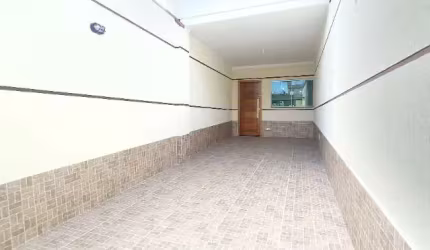 Casa à venda na Vila Medeiros com 3 suítes e 2 vagas de garagem