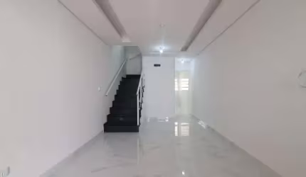 Casa à venda em Vila Medeiros com 149m², 3 quartos, suíte e 2 vagas de garagem