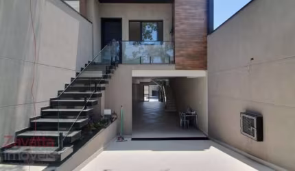 Casa com piscina à venda em Jardim São Paulo com 3 suítes, 4 vagas, 200m²