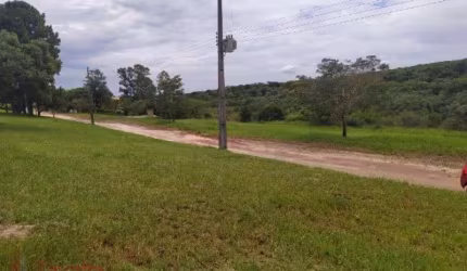 Terreno em condomínio fechado à venda em Paranapanema, São Paulo