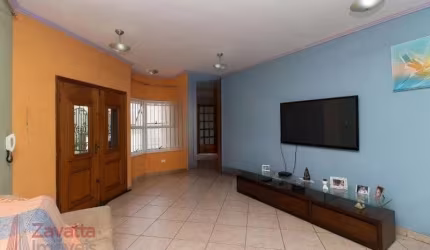 Casa à venda em Parque Vitoria com 302m², 3 quartos e 4 vagas