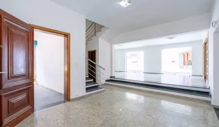 Casa em condomínio fechado com 3 quartos à venda na Rua Gabiarra, 156, Gramado, Cotia por R$ 1.090.000
