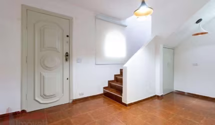Imperdível: Casa à venda em São Paulo-SP, no Parque Vitória com 2 quartos, 1 suíte, 2 salas, 3 banheiros e 156m²!