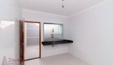 Casa à venda na Vila Carolina, São Paulo-SP: 3 quartos, 3 suítes, 2 salas, 4 banheiros, 2 vagas, 107m². Agende sua visita!