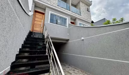 Casa à venda em São Paulo-SP, Vila Medeiros: 3 quartos, 1 suíte, 2 salas, 2 banheiros, 2 vagas de garagem, 150 m². Aproveite!
