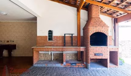 Casa à venda em São Paulo-SP, Vila Guilherme: 3 quartos, 2 suítes, 2 salas, 3 banheiros, 2 vagas, 220m².