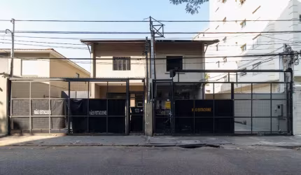 Casa com 3 quartos à venda na Avenida Barão do Rego Barros, 123, Vila Congonhas, São Paulo por R$ 2.500.000
