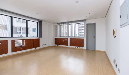 Sala comercial à venda na Rua Batataes, 391, Jardim Paulista, São Paulo, 38 m2 por R$ 250.000