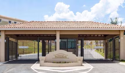 Apartamento com 2 quartos à venda na Estrada Tenente Marques, 4900, Vila Poupança, Santana de Parnaíba, 58 m2 por R$ 303.163