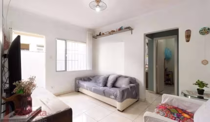Imperdível: Casa de 4 quartos com suite na Vila Constança, São Paulo-SP - 258m², 2 salas, 2 banheiros e garagem!
