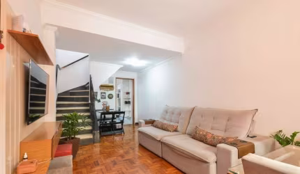Casa com 3 quartos à venda na Rua Gama Lobo, 1674, Vila Dom Pedro I, São Paulo por R$ 690.000