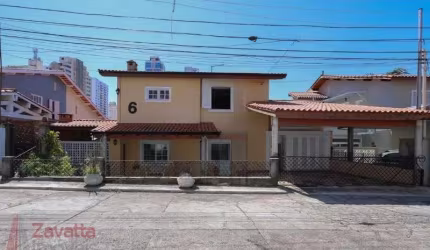 Imperdível Casa de Condomínio em Santana, São Paulo-SP: 3 Quartos, 2 Suítes, 2 Salas, 3 Banheiros, 2 Vagas, 230m².