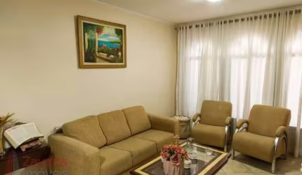 Casa à venda em São Paulo-SP, Parque Novo Mundo: 3 quartos, 2 salas, 2 banheiros, 2 vagas de garagem!