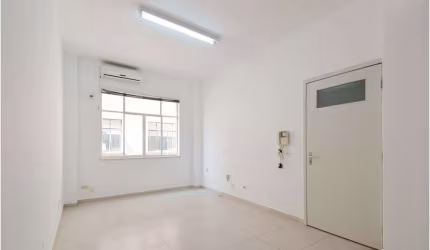 Sala comercial à venda na Rua Sete de Abril, 118, República, São Paulo, 75 m2 por R$ 200.000