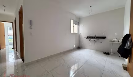 Apartamento à venda em São Paulo na Vila Guilherme: 2 quartos, 2 salas, 1 banheiro - 44,00 m² de área.