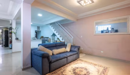 Casa com 4 quartos à venda na Avenida Coripheu de Azevedo Marques, 645, Jardim Santa Terezinha, Taboão da Serra por R$ 590.000