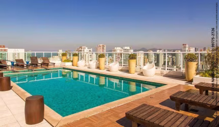 Apartamento à venda no Boqueirão em Santos