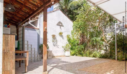 Casa à venda - Boqueirão - Santos/SP