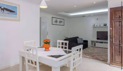 Casa à venda, no bairro da Ponta da Praia em Santos/SP