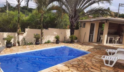 Casa com 3 dormitórios à venda, 108 m² por R$ 850.000,00 - Sol Nascente - Serra Negra/SP