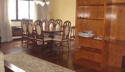 Apartamento à venda no Gonzaga em Santos