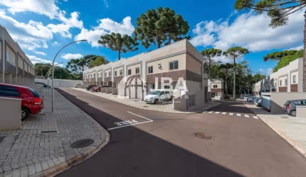 SOBRADO EM CONDOMINIO NO BAIRRO SANTA CANDIDA