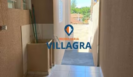 Casa Térrea para Venda em São José dos Campos, Jardim Torrão de Ouro, 3 dormitórios, 1 banheiro, 2 vagas