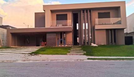 Casa no Colinas do Paratehy Norte 4 dormitórios à venda, 383 m² por R$ 4.000.000 - Condomínio Residencial Colinas do Paratehy - São José dos Campos/SP