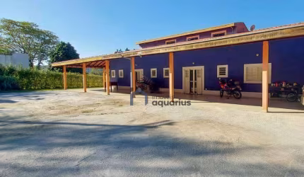Linda Chácara com 5 dormitórios, 6000 m² - venda por R$ 1.600.000 ou aluguel por R$ 5.800/mês - Bom Jesus - Jacareí/SP