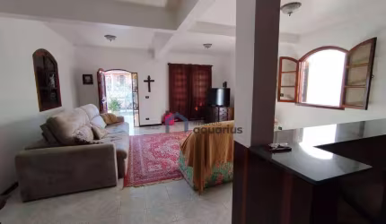 Sobrado à venda, 327 m² por R$ 1.015.000,00 - Jardim das Indústrias - São José dos Campos/SP