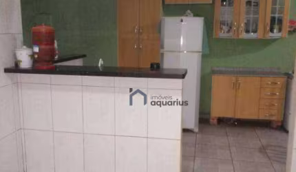 Casa com 3 dormitórios à venda, 142 m² por R$ 725.000 - Jardim América - São José dos Campos/SP
