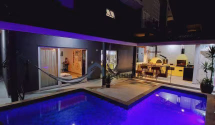 Sobrado com 3 dormitórios à venda, 264 m² por R$ 1.385.000,00 - Condomínio Terras do Vale - Caçapava/SP