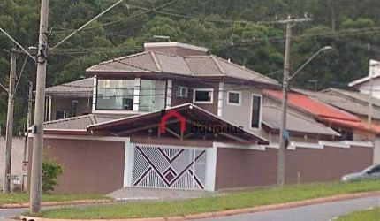 Sobrado com 4 dormitórios à venda, 180 m² por R$ 636.000,00 - Jardim Santa Júlia - São José dos Campos/SP
