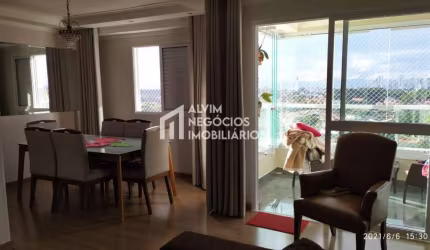 Apartamento - Venda - 95 m² - 2 Dormitórios - 1 Suíte