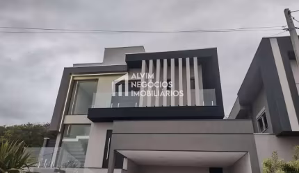 Lindo Sobrado em condomínio
