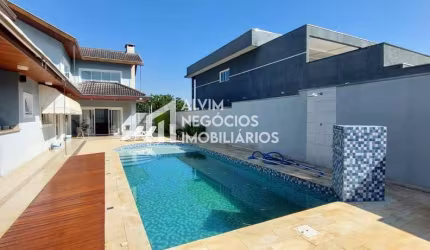 Casa Térrea - 370 m² - 5 Dormitórios - 3 Suítes - Mirante do Vale