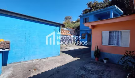 Casa com edícula em  terreno de 385 mtrs² na região norte- SJC- VENDA