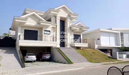 Casa de Alto Padrão 450 m² de A/C no Urbanova - VENDA
