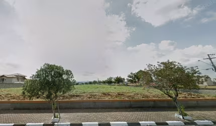 Área total: 1.664,62 m² - Lote 4 - Leia descrição