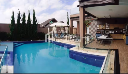 Sobrado de Luxo mobiliada com 4 suítes à venda, 600 m² - Urbanova