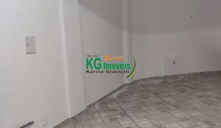LINDO APTO COM 2 DORM. SENDO UM SUÍTE, C/ ÓTIMA LOCALIZAÇÃO POR R$ 318.000,00