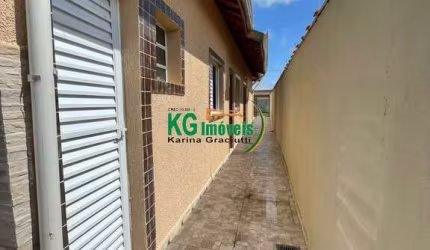 LINDA CASA TÉRREA COM 2 DORM | 1 SUÍTE | CHURRASQUEIRA | PISCINA - 2 VAGAS - A 1,6 KM DA PRAIA - A VENDA - R$ 285.000,00 - JARDIM JAMAICA - ITANHAÉM/SP.