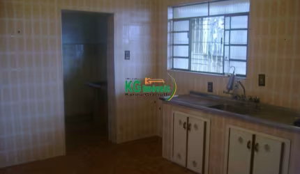 CASA COM 3 DORM | SUÍTE | EDICULA C/ 2 DORM | QUINTAL - 4 VAGAS DE GARAGEM - A VENDA - JARDIM SÃO JOSE - MAUÁ/SP.