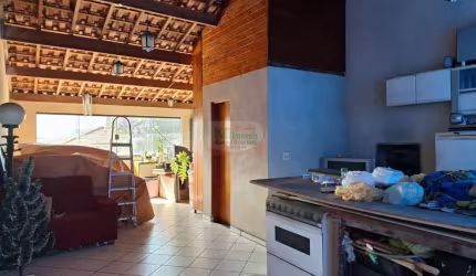 CASA TÉRREA | 2 DORMITÓRIOS | COBERTURA GOURMET C/ CHURRASQUEIRA | 2 VAGAS - 140 MTS - A VENDA - R$ 630.000,00 - PRÓX. ATRIUM SHOPPING - VILA HOMERO THON - SANTO ANDRÉ/SP.