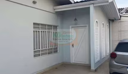 LINDA CASA TERRÉA COM  256M²  A VENDA POR R$710.000,00 | 3 SUÍTES | CENTRO - SÃO BERNARDO / SP