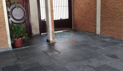 LINDA CASA TÉRREA COM 3 DORMITÓRIOS,  A VENDA POR 650.000,00 VILA JUNQUEIRA