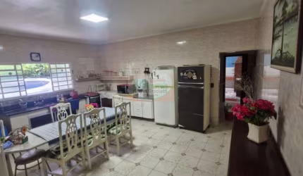 LINDA CASA A VENDA  POR R$455.800,00|  4 DORMITÓRIOS   |  5 VAGAS DE GARAGEM  |   PARQUE REPRESA - SANTO ANDRÉ / SP